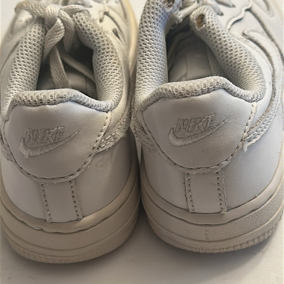 NIKE AIR FORCE TODDLERS SZ 11C - Picture 4 of 6